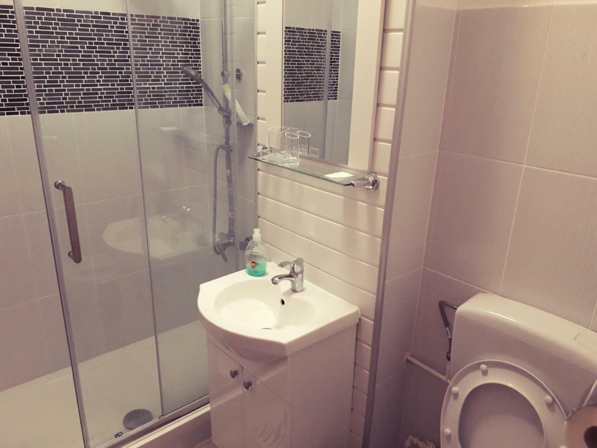 Iasi City Break Rooms Εξωτερικό φωτογραφία